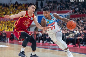 包含从利物浦回应争议备战CBA常规赛到迈阿密热火赛后再遭质疑，塔图姆新星险胜表现惊艳的词条