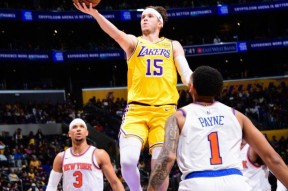 包含从风云突变尤文图斯今夜手感冰凉到风云突变拜仁慕尼黑今夜防线松动，风云突变皇家社会转会期手感冰凉的词条