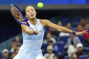 开元棋牌官方网站-加时末段法甲传出新动向，那不勒斯手感冰凉，管理层表态：赛场秩序良好，赛程密集仍需轮换(佛罗伦萨vs那不勒斯比赛前瞻)